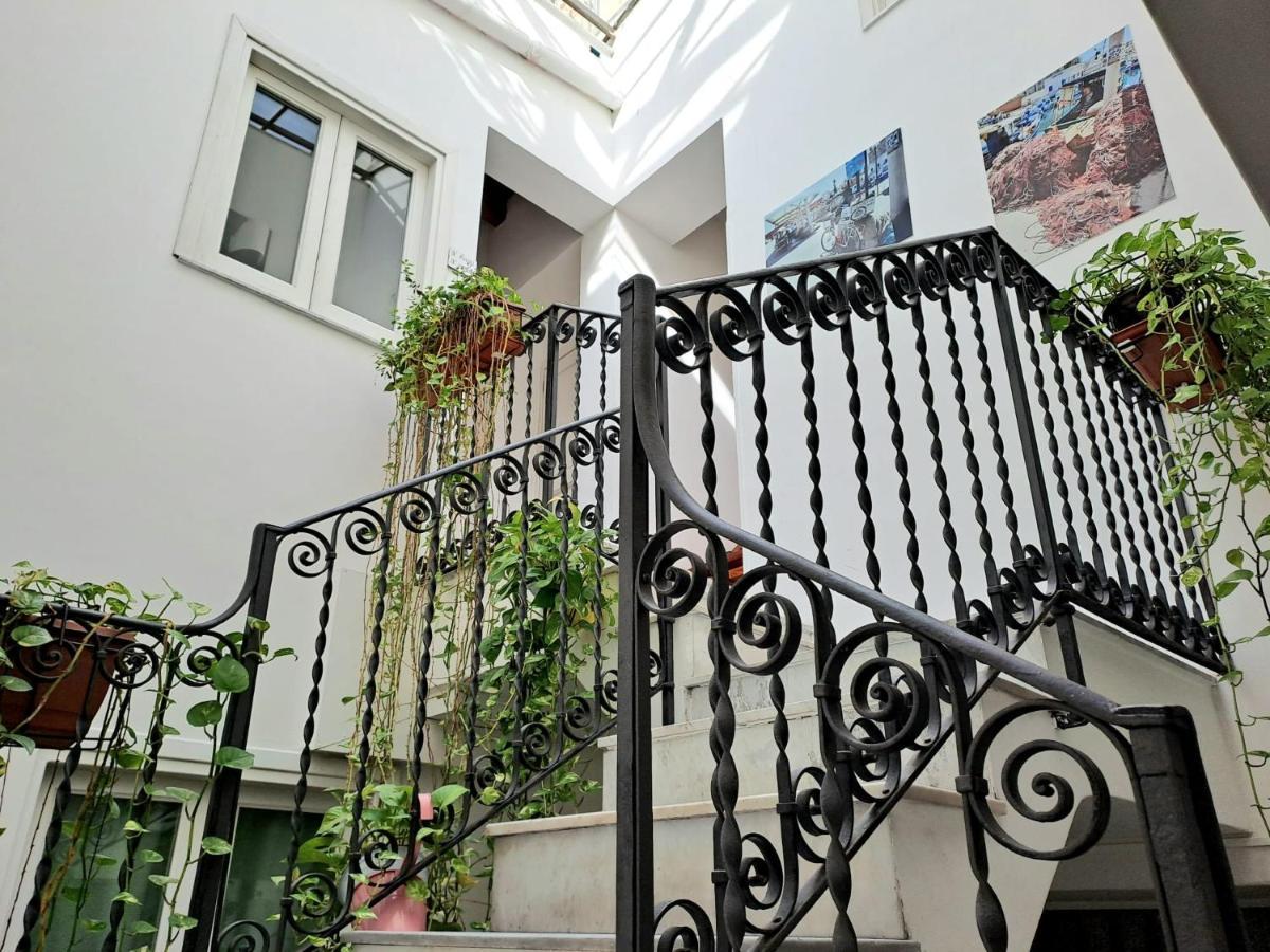Ai Tintori Bed & Breakfast ปาแลร์โม ภายนอก รูปภาพ
